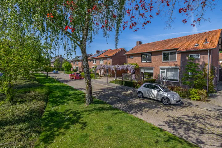 Foto 6 van Van Ruusbroecstraat 18