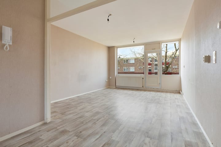 Photo 2 of Corversbosstraat 29