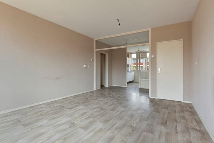 Photo 4 of Corversbosstraat 29