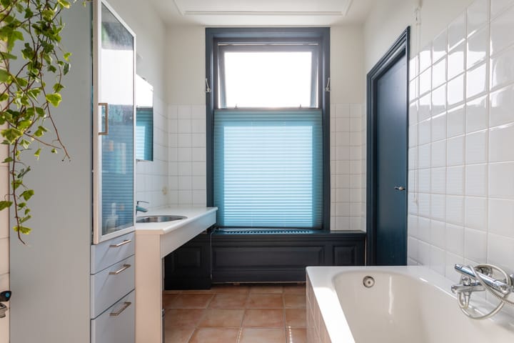 Foto 34 van Van Swietenstraat 128