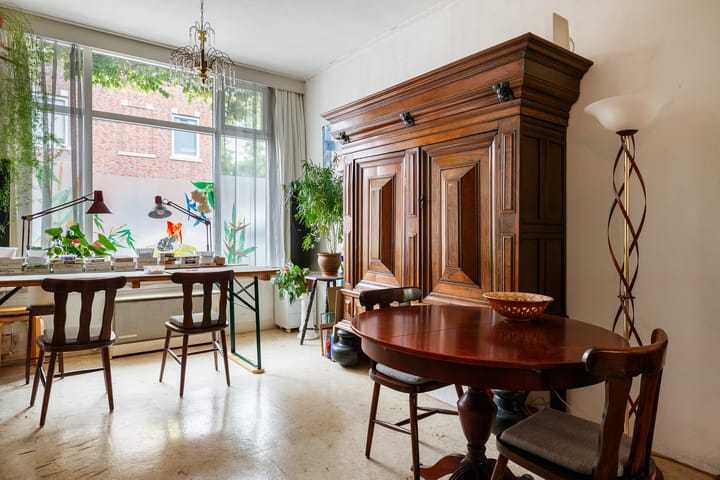 Photo 6 of Douwes Dekkerstraat 62