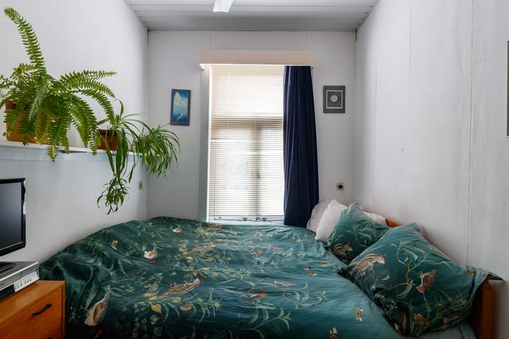 Photo 17 of Douwes Dekkerstraat 62