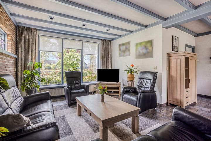 Foto 11 van Kerkstraat 4