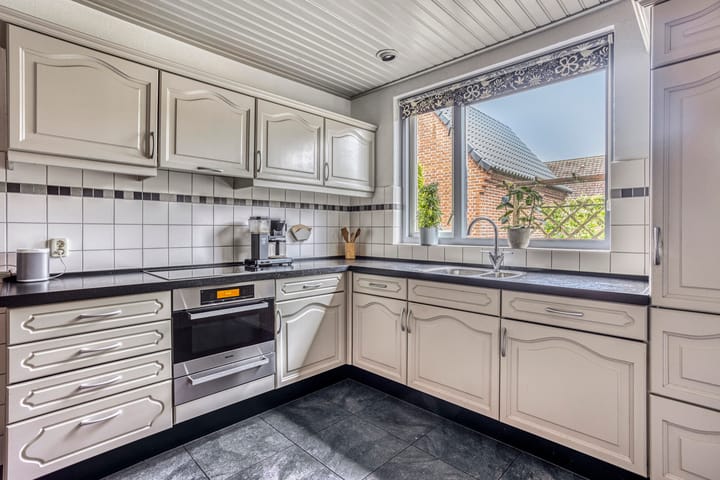 Foto 18 van Kerkstraat 4