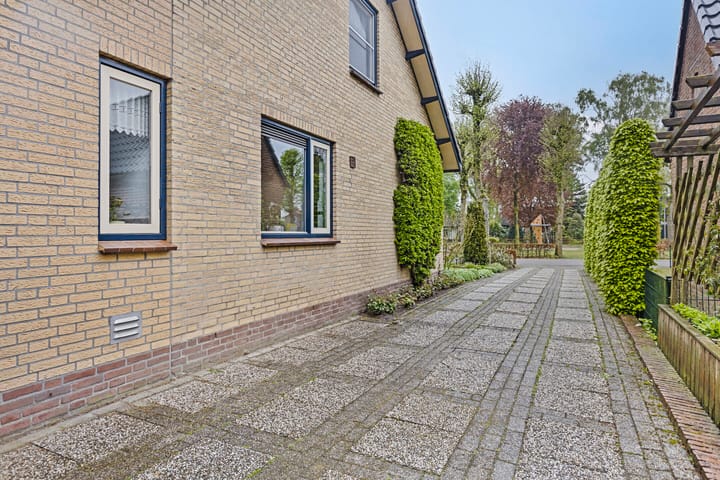 Foto 24 van Kerkstraat 4