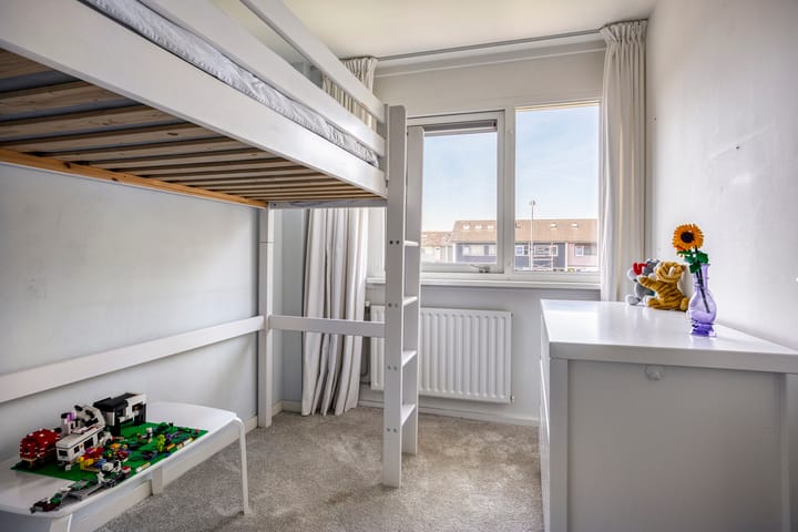 Photo 15 of Heilige Stoel 3820