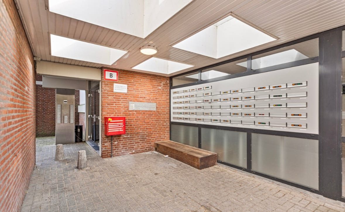 Photo 3 of De Tichel 109