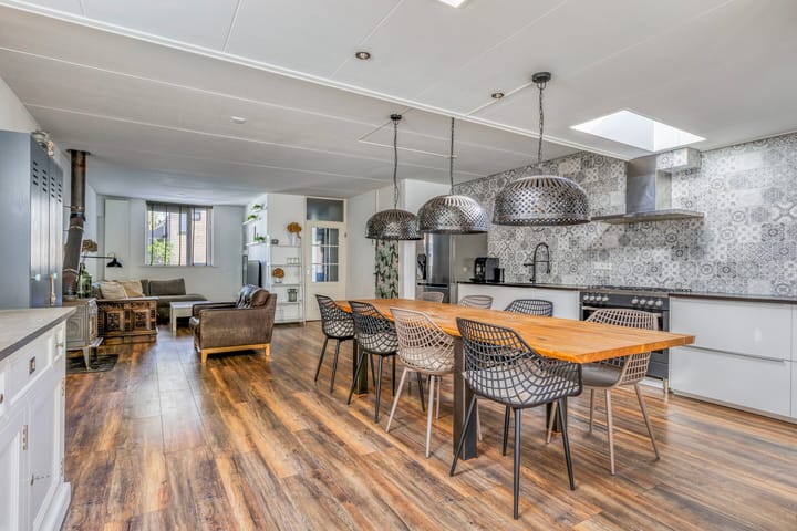 Foto 8 van Troelstrastraat 12