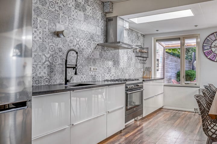 Foto 11 van Troelstrastraat 12