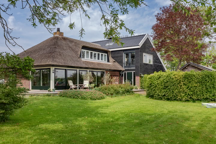 Meerdijk 1