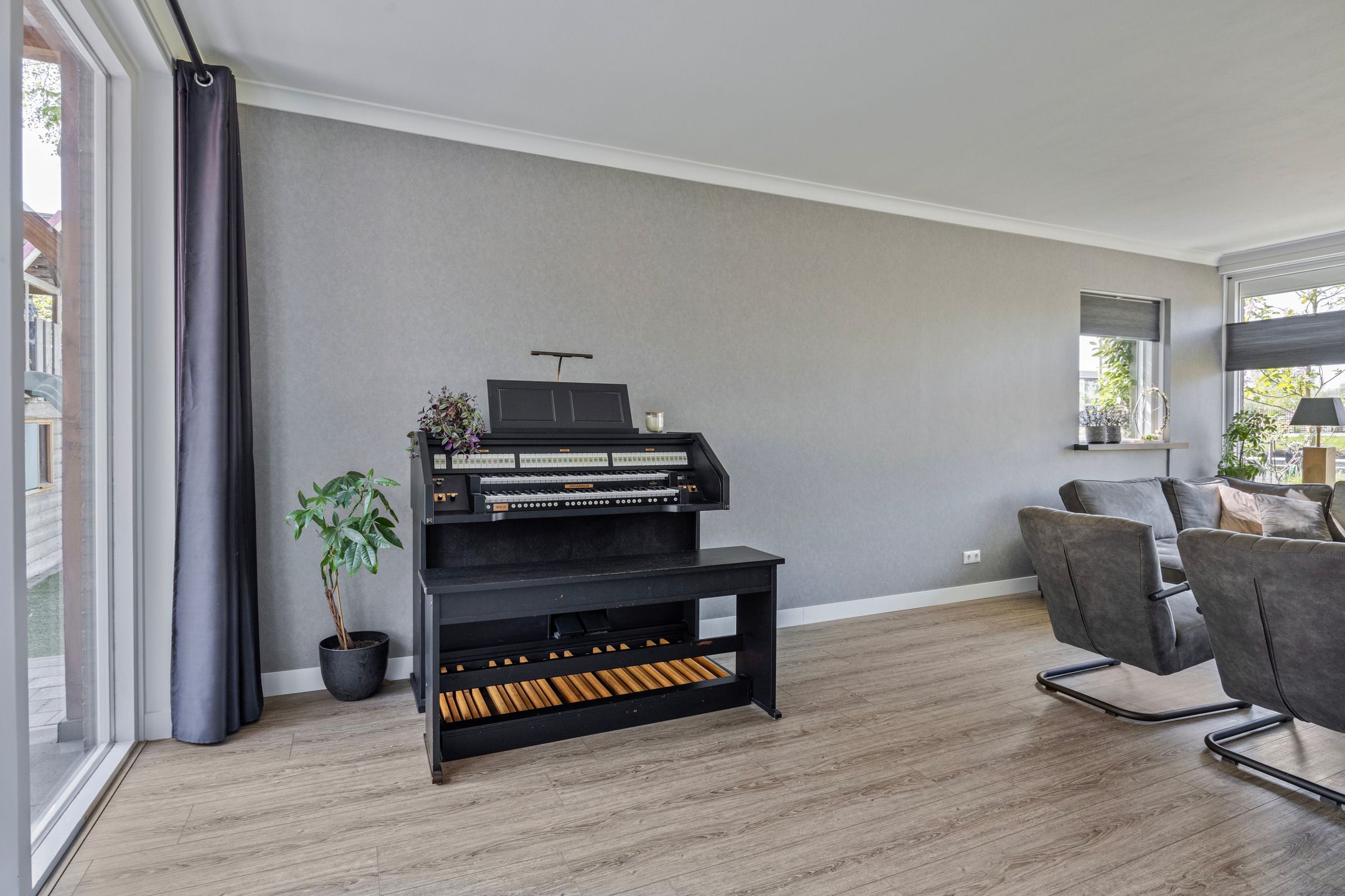 Foto 9 van Kanaalweg Zuid 13