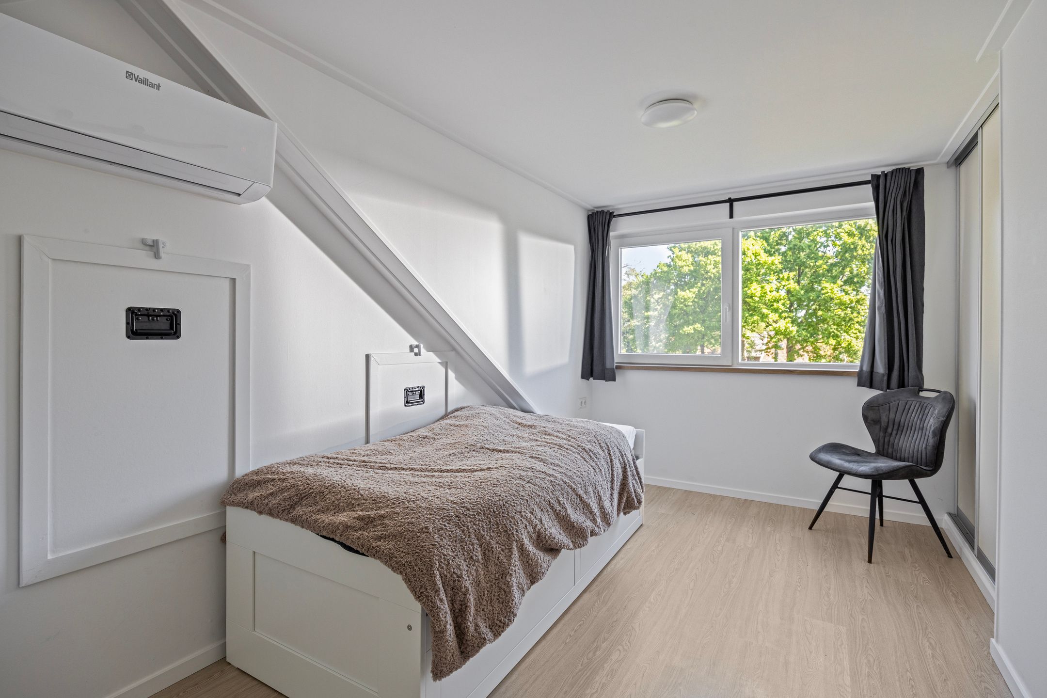 Foto 36 van Kanaalweg Zuid 13