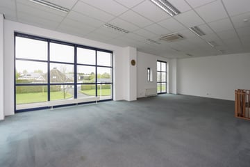 View photos