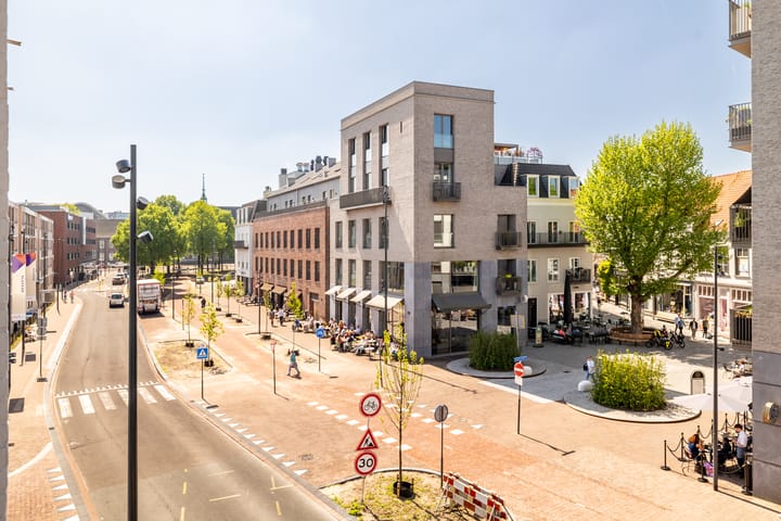 Foto 38 van J.F. Kennedylaan 4-B