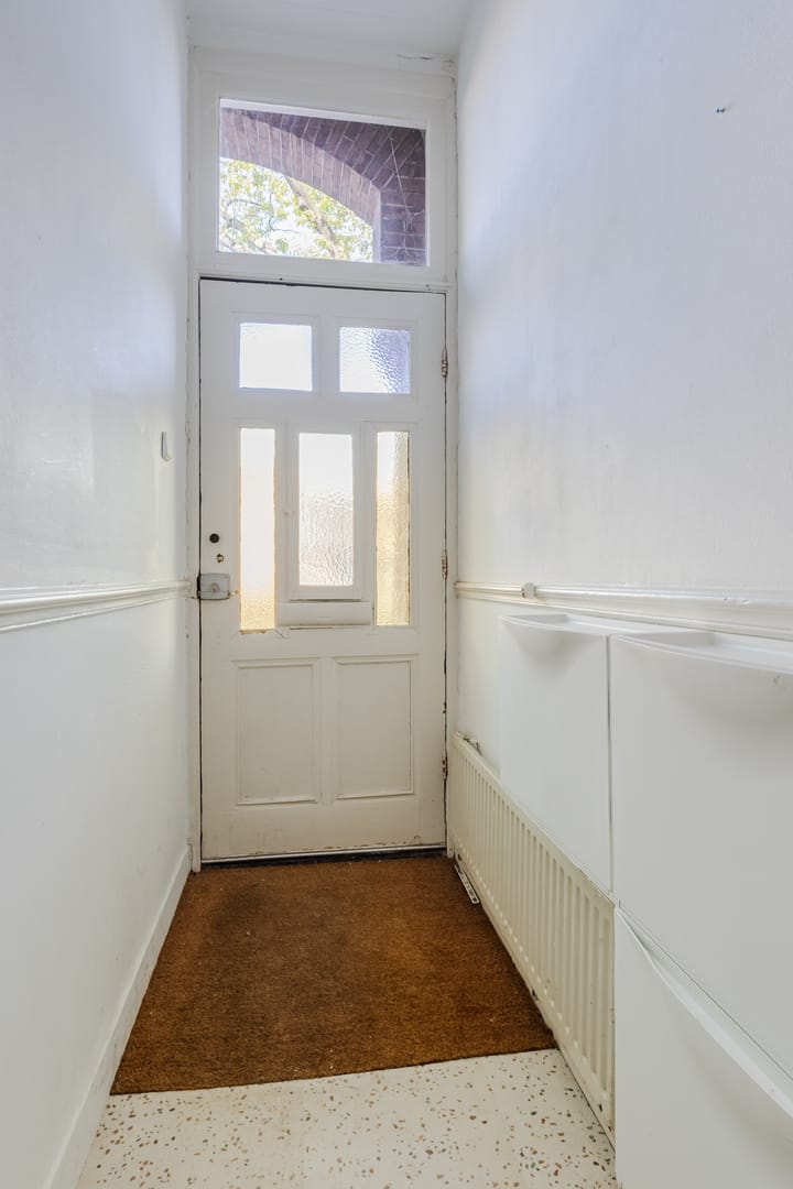 Photo 16 of Coehoornstraat 35