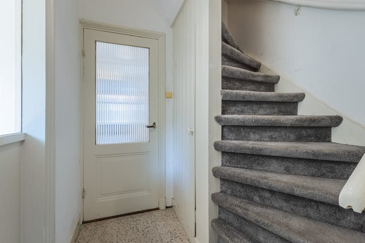 Photo 21 of Coehoornstraat 35