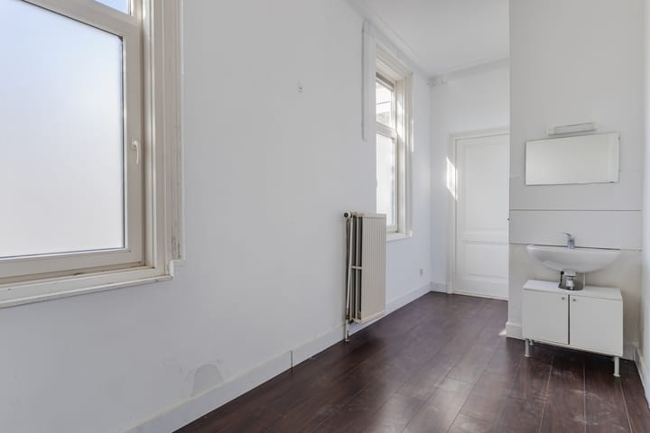 Photo 24 of Coehoornstraat 35