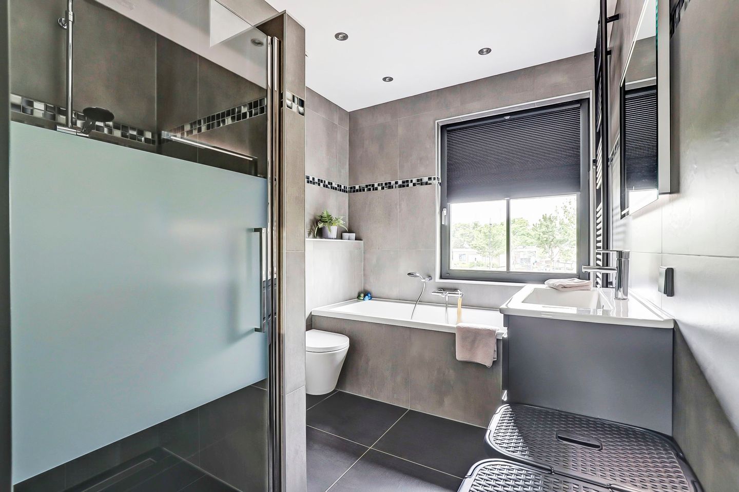 Photo 20 of Frederik Hendrik wal 95