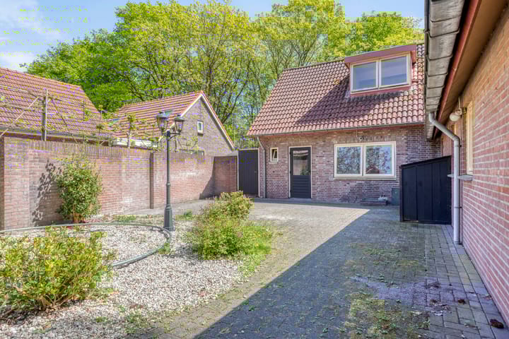 Photo 39 of Handelseweg 34