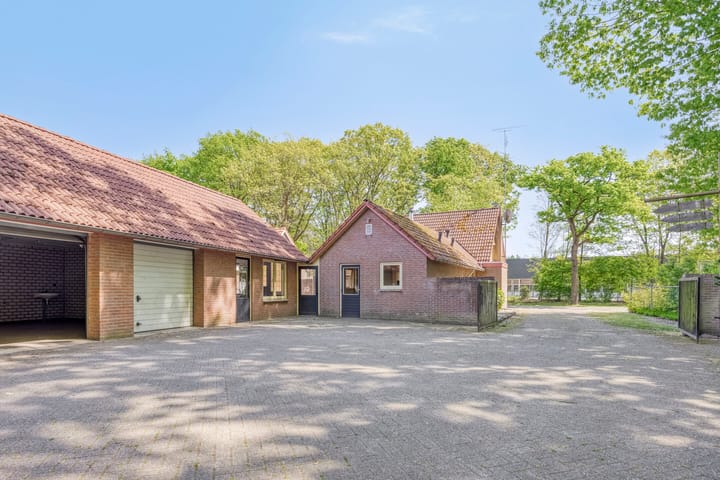 Photo 47 of Handelseweg 34