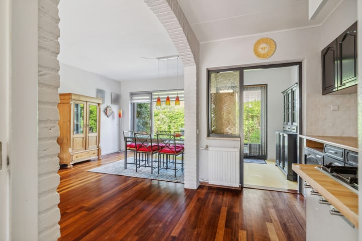 Foto 11 van Abdij van Egmondstraat 49