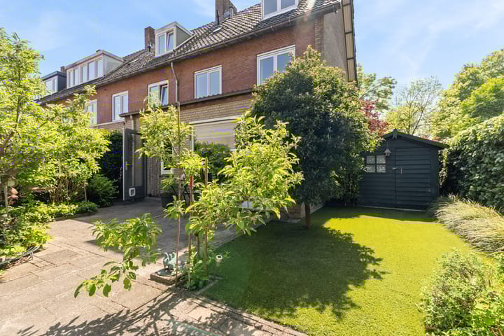 Foto 42 van Abdij van Egmondstraat 49