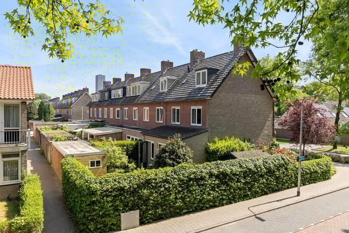 Foto 48 van Abdij van Egmondstraat 49