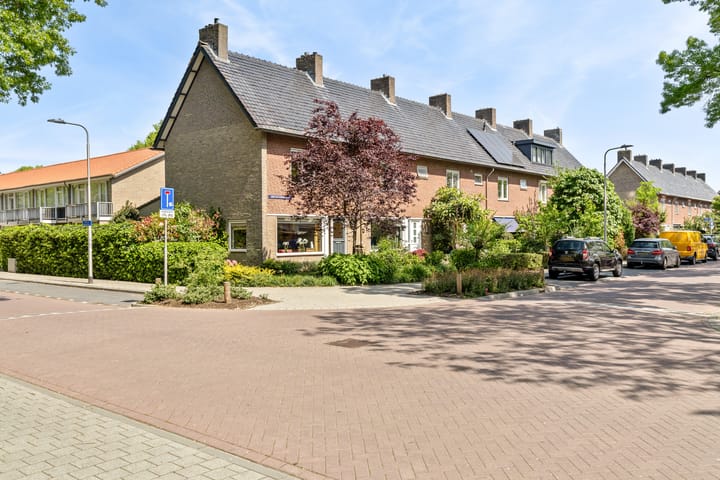 Foto 54 van Abdij van Egmondstraat 49