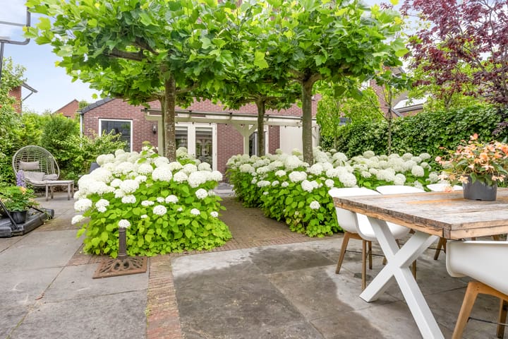 Foto 4 van Van Groningenhof 4