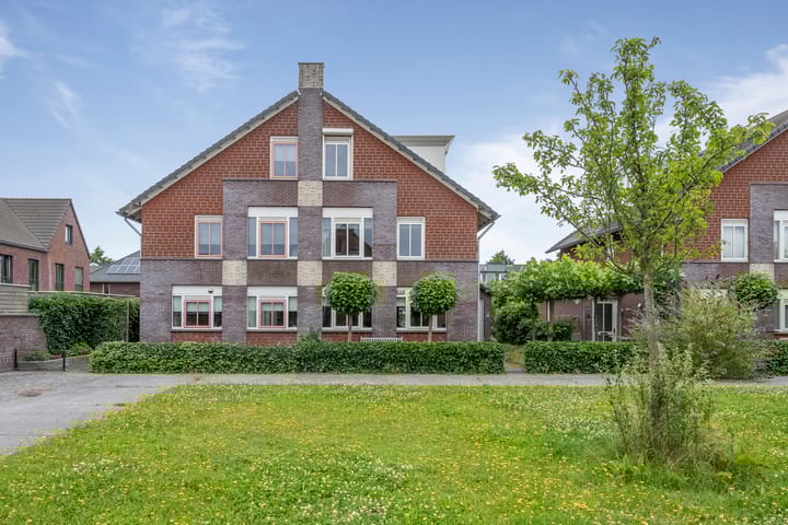 Foto 5 van Van Groningenhof 4