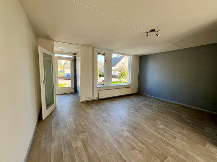 Foto 5 van Zonnebloemstraat 10