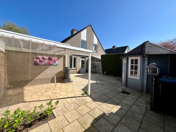 Foto 13 van Zonnebloemstraat 10