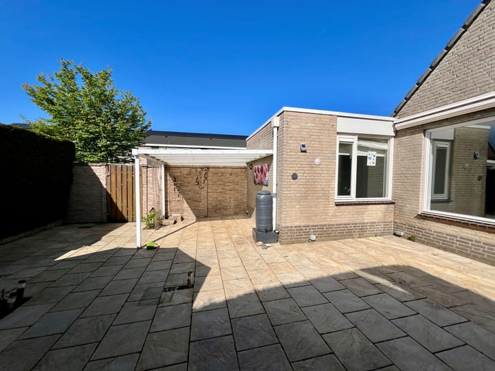 Foto 14 van Zonnebloemstraat 10