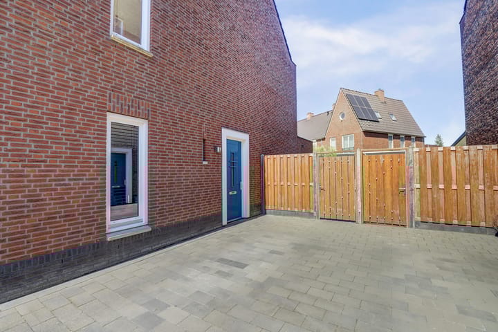 Foto 33 van Broekweg 20