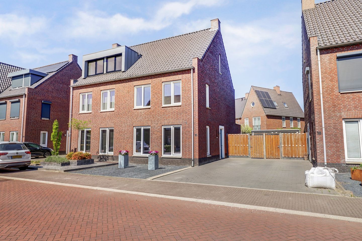 Foto 34 van Broekweg 20