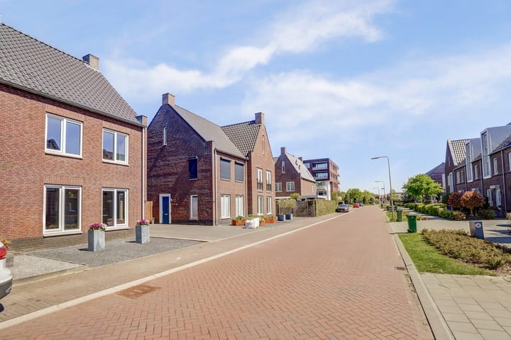 Foto 35 van Broekweg 20