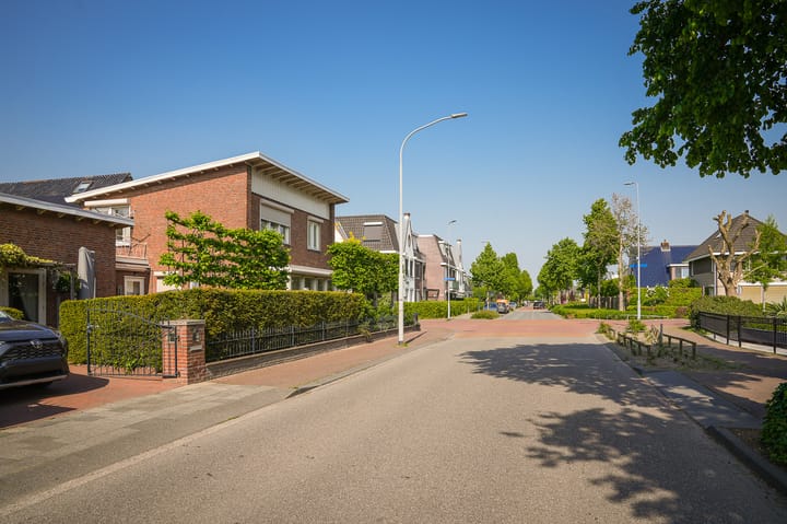 Photo 60 of Rozenstraat 4