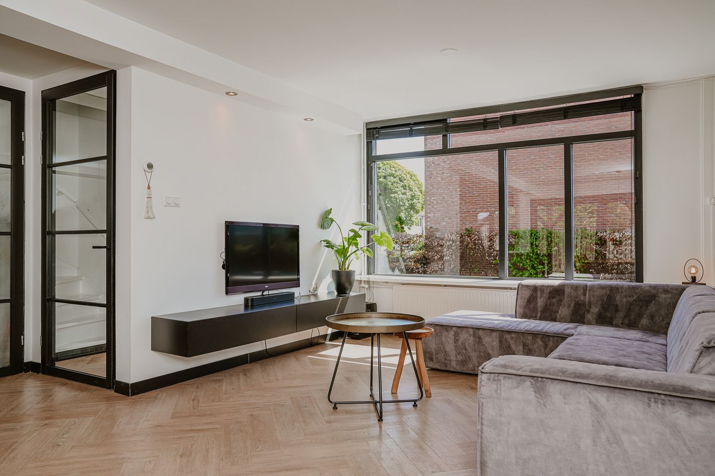 Photo 5 of Frederik Hendrikstraat 29