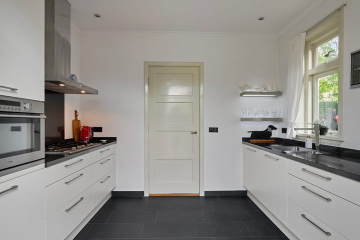 Foto 8 van Overstraat 15