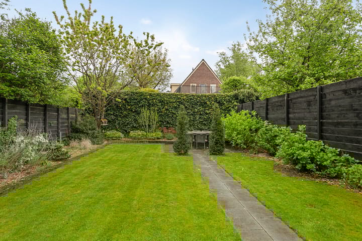 Foto 26 van Overstraat 15