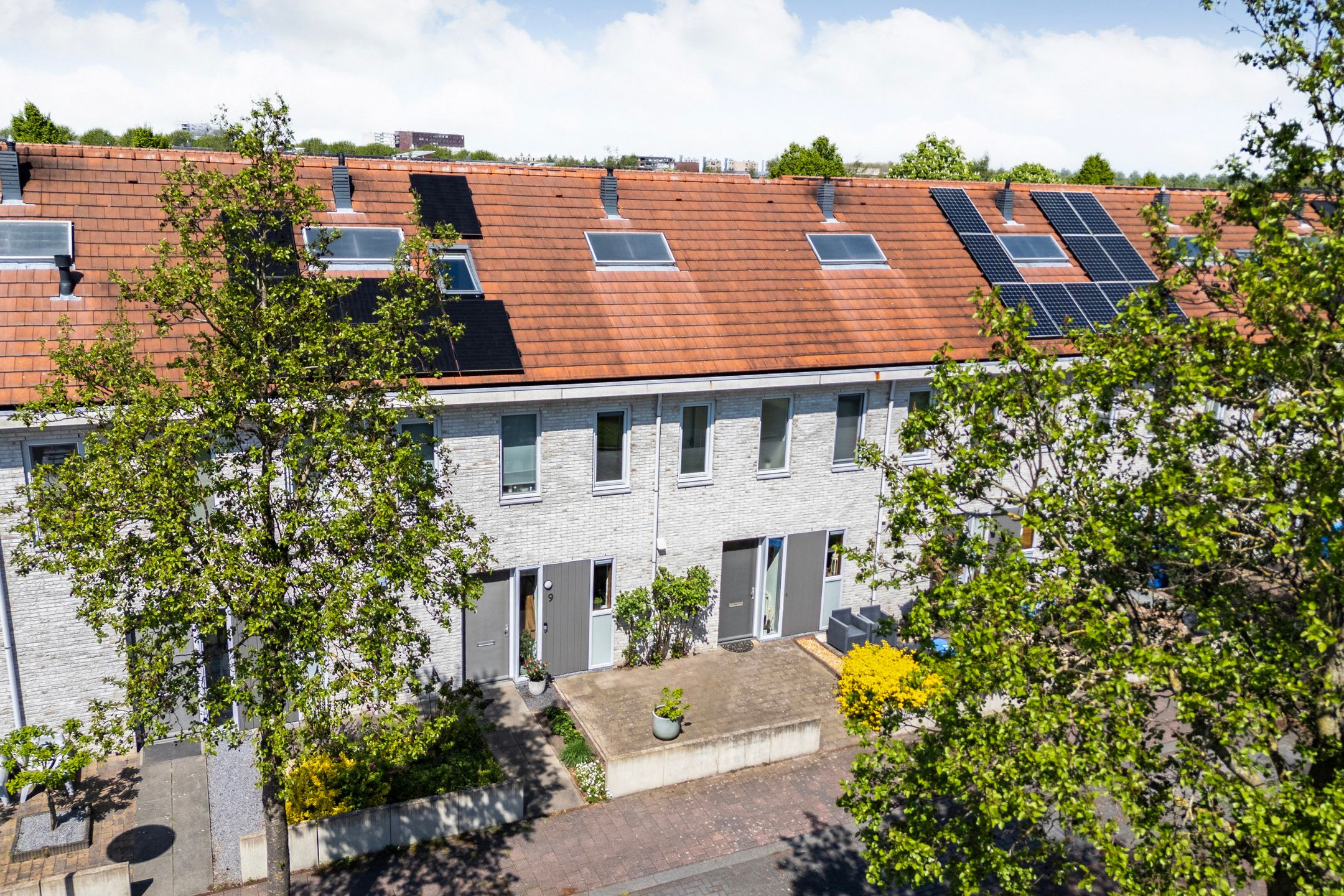 Photo 3 of Damstraat 11