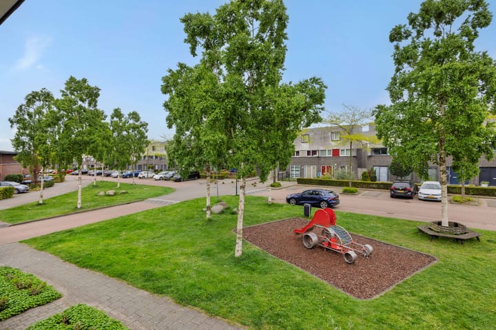 Photo 33 of Berenklauw 61