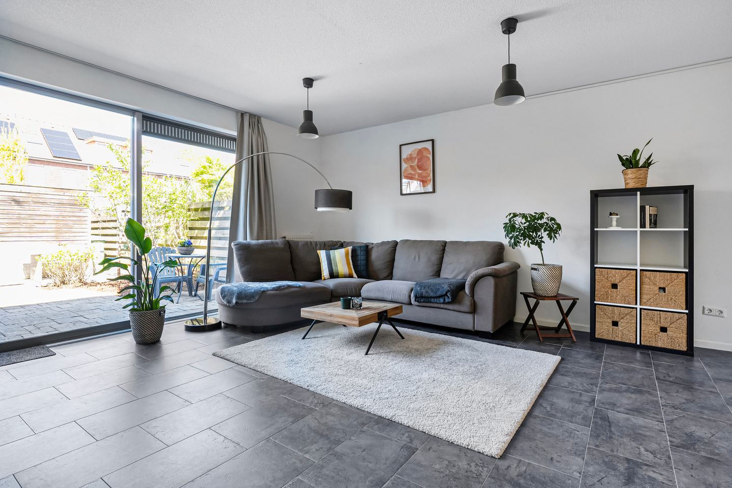 Photo 10 of Damstraat 11