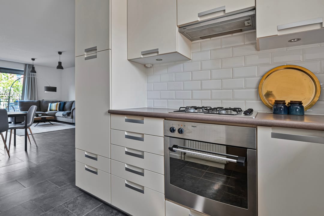 Photo 13 of Damstraat 11