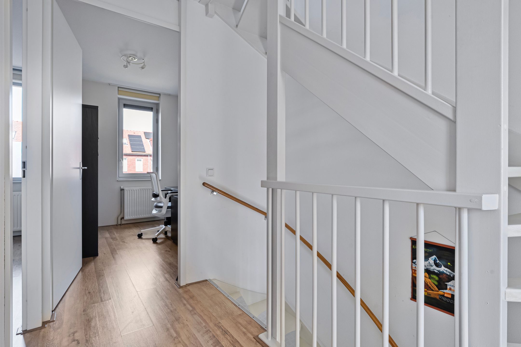 Photo 15 of Damstraat 11