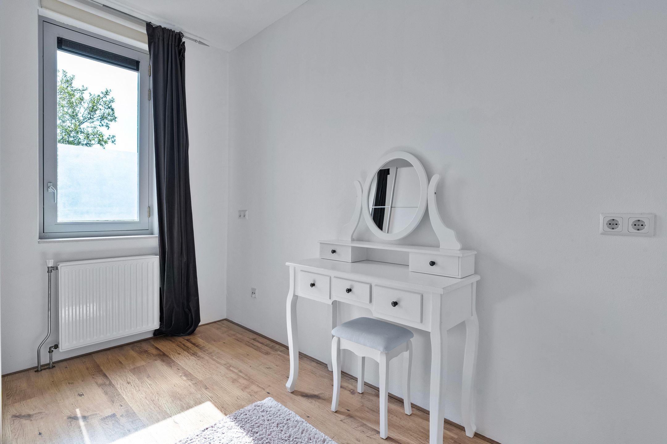 Photo 21 of Damstraat 11