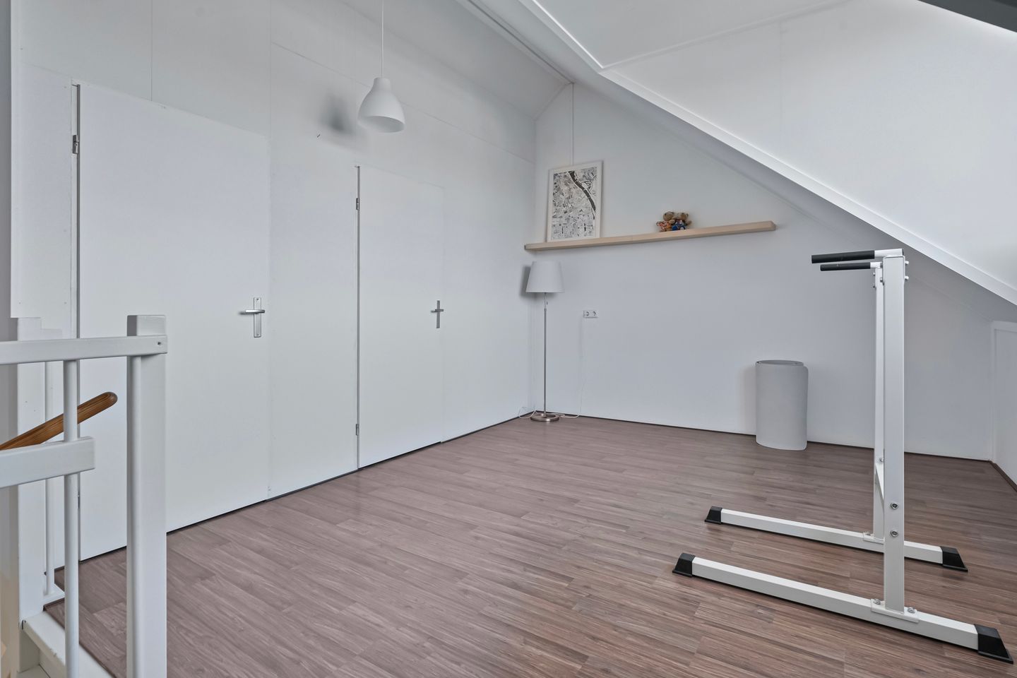 Photo 25 of Damstraat 11