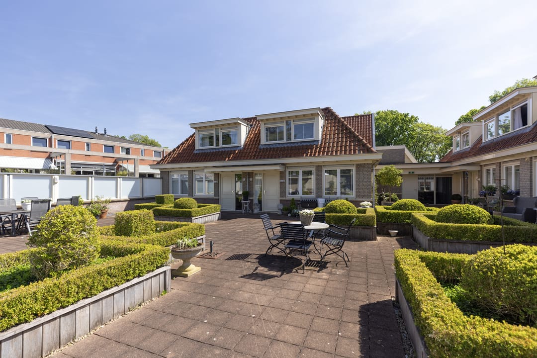 Foto 32 van Plein 1945 15