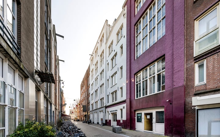 Korte Leidsedwarsstraat 12