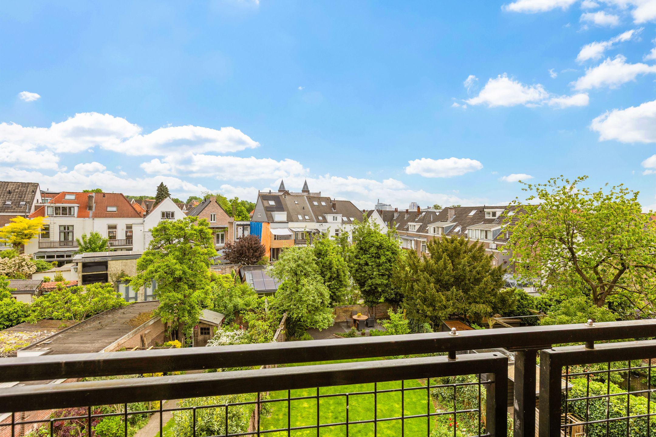 Foto 6 van Apeldoornseweg 82-2